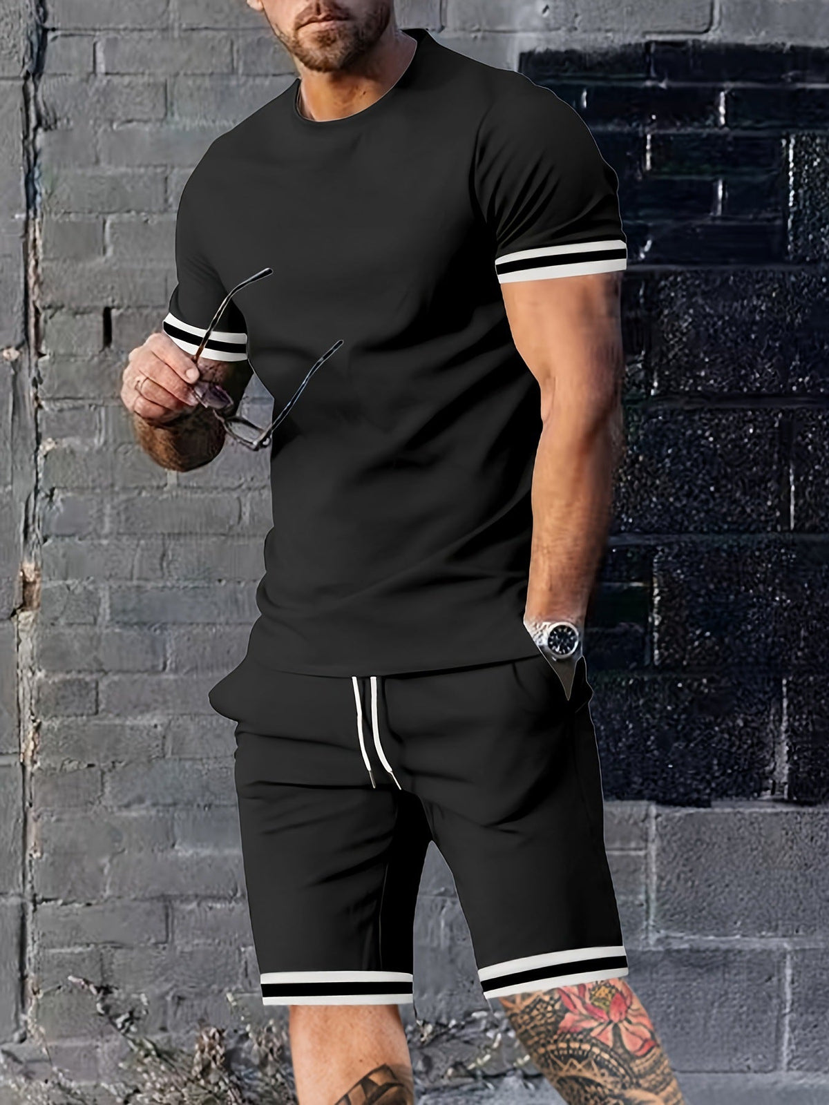 Men's Contrast Stripe 2-Piece Short Sleeve Tee & Shorts Set